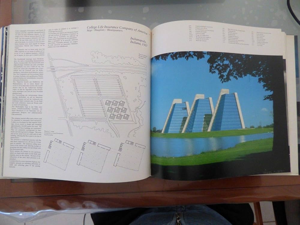 Amazon.co.jp: Kevin Roche, John Dinkeloo and Associates